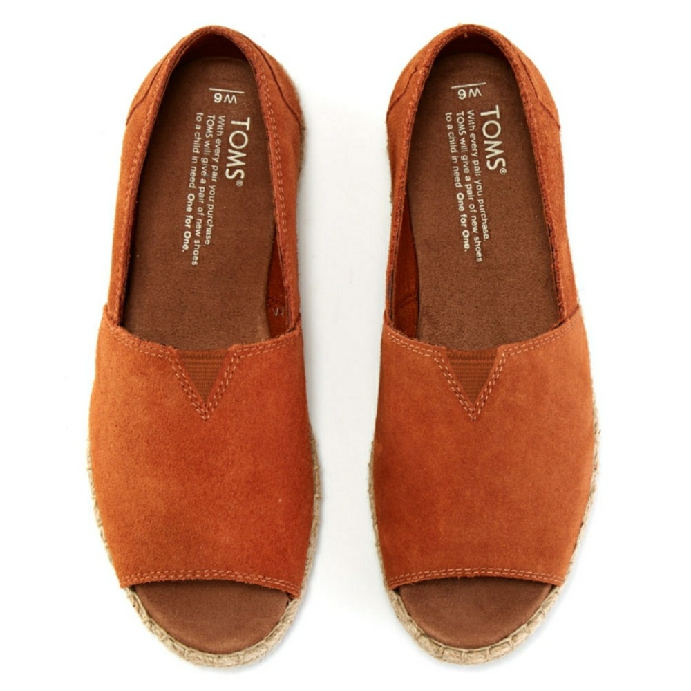*NWT* Toms open-toe Alpargata